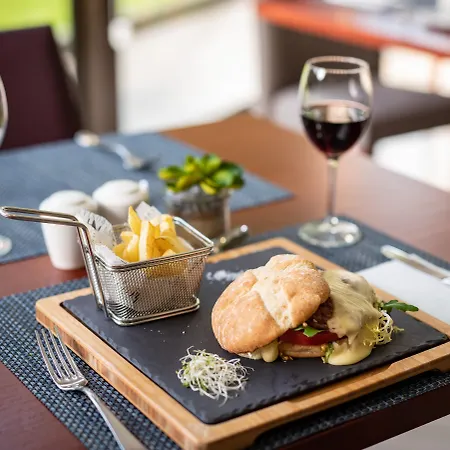 Hotell Eurostars Ciudad De 4*