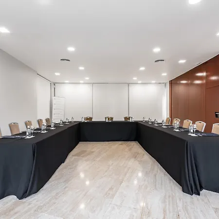 Hotel Eurostars Ciudad De 4*