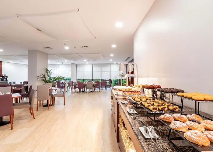 Eurostars Ciudad De Hotel La Corogne